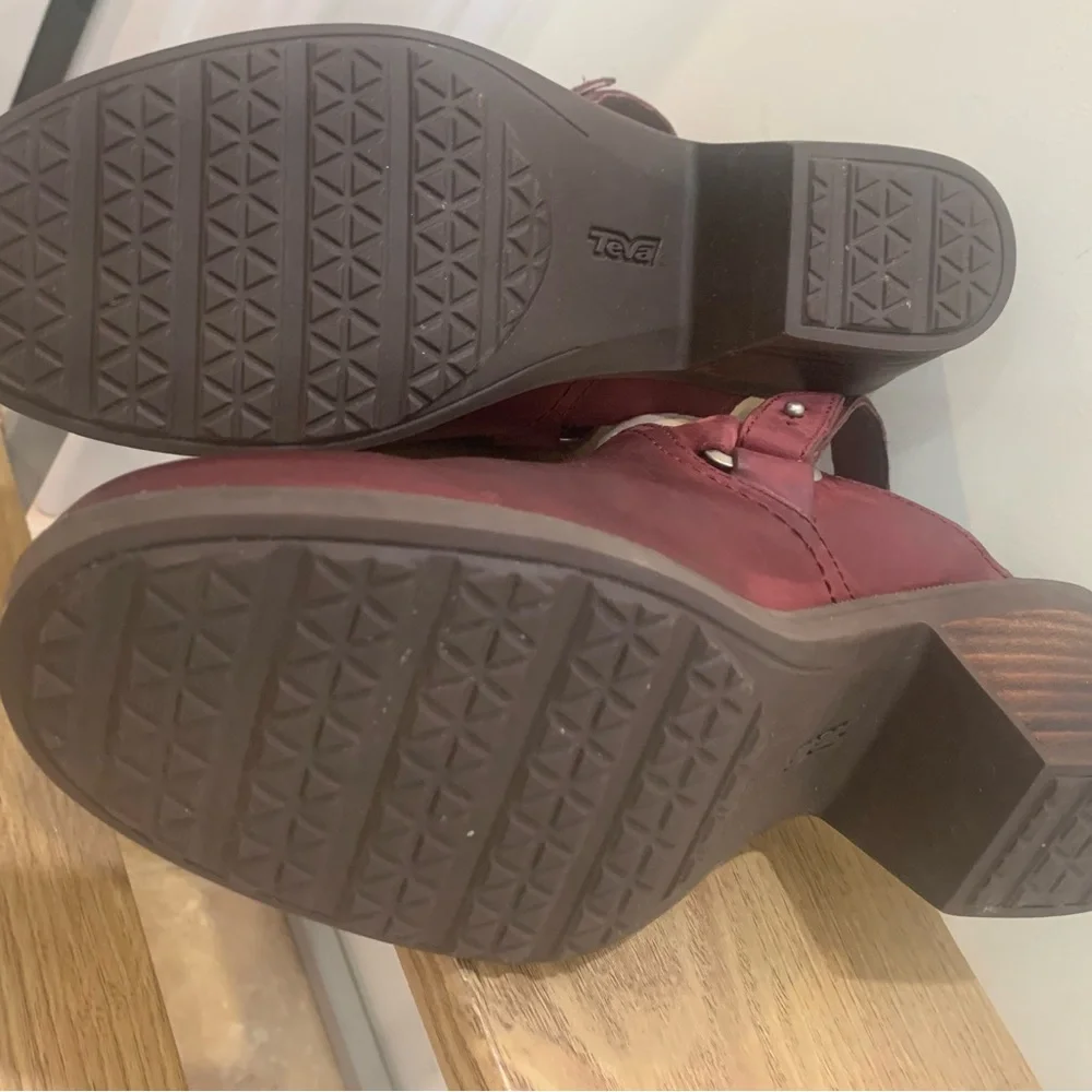 Teva Burgundy Foxy Clog Leather - Picture 6 of 11